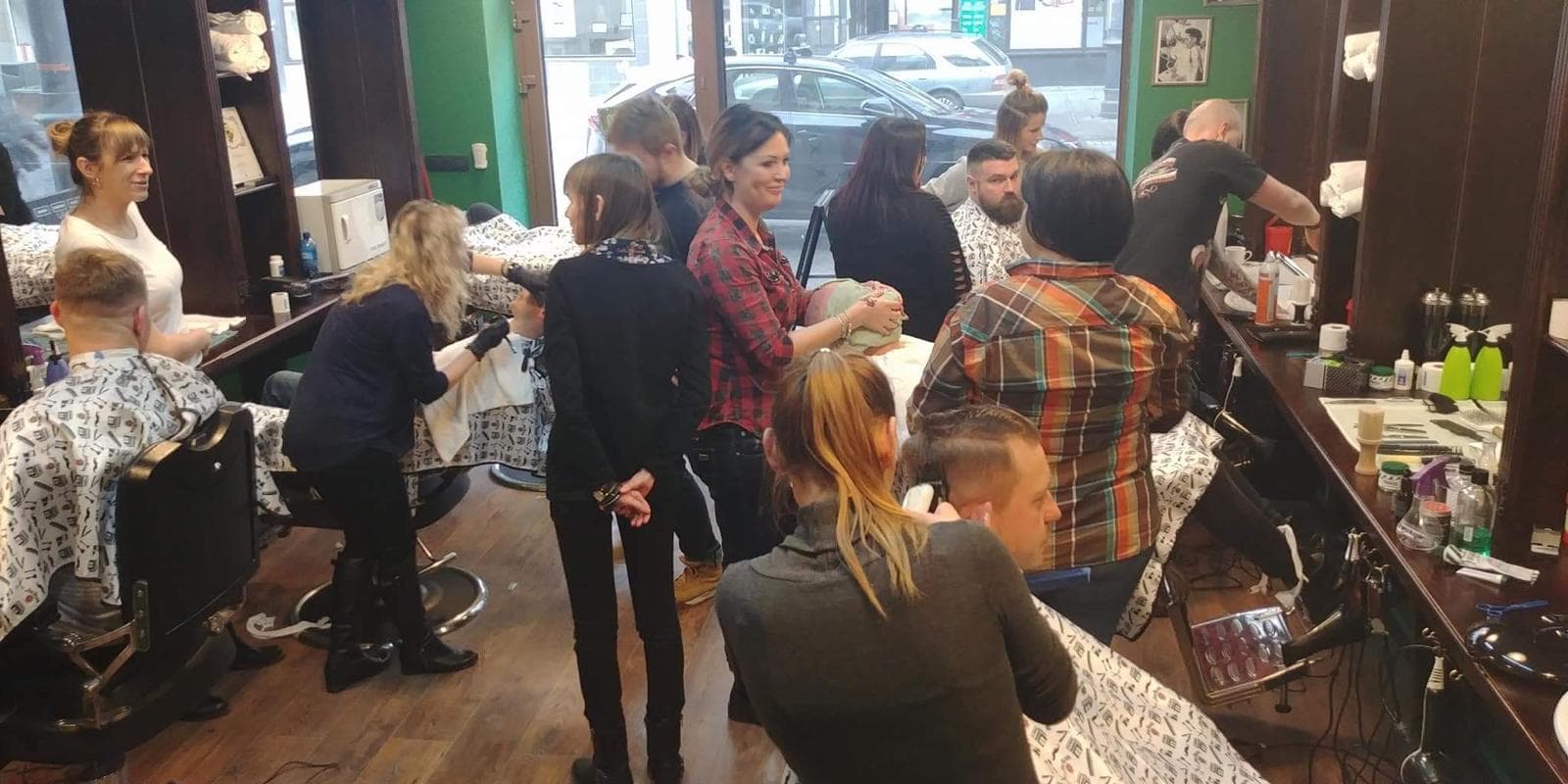 Praktyczne zajęcia w salonie barberskim